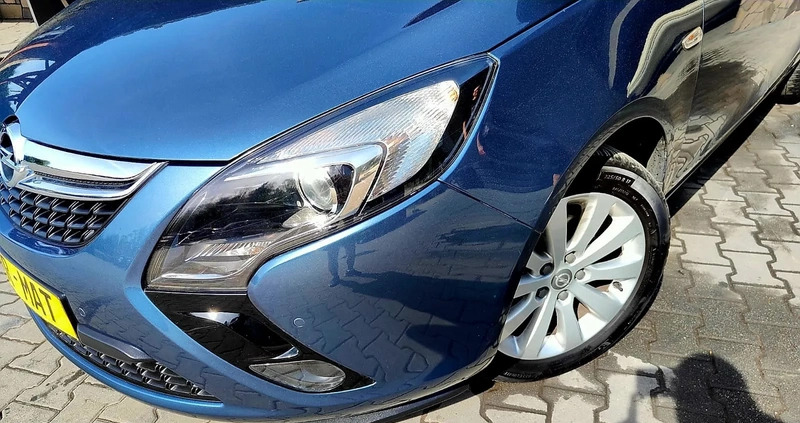 Opel Zafira cena 39999 przebieg: 99400, rok produkcji 2013 z Kołobrzeg małe 92